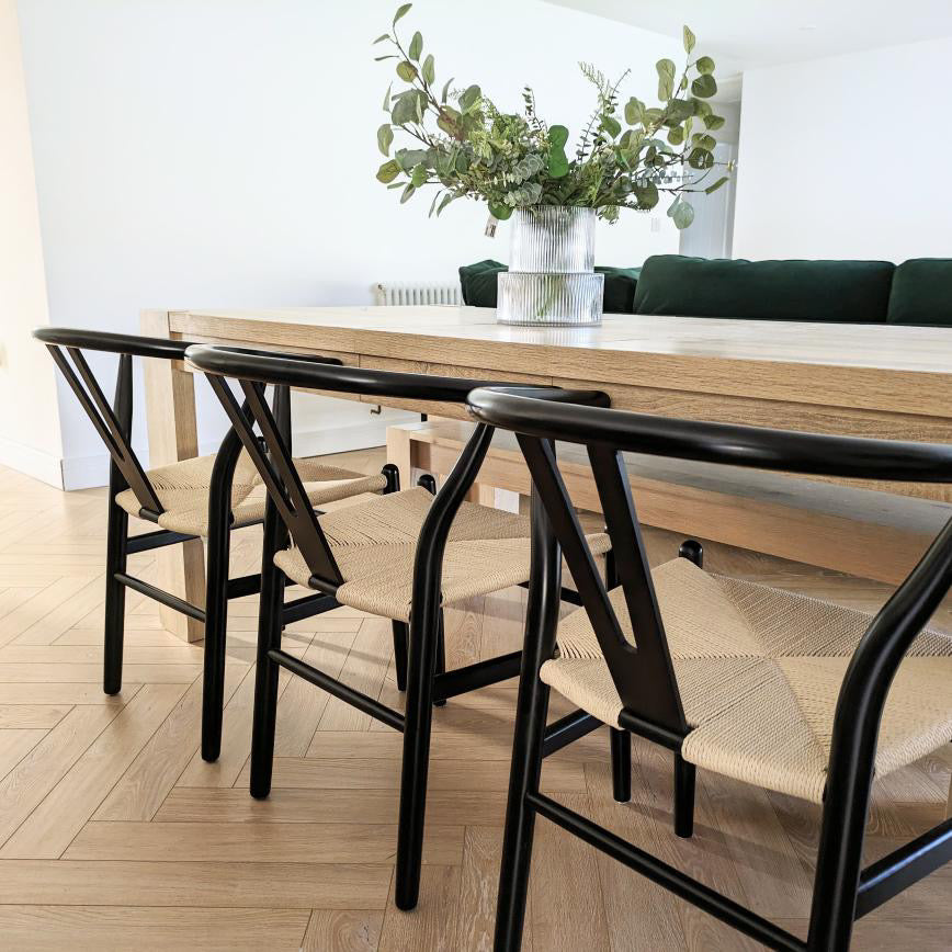 Dining table and online wishbone chairs