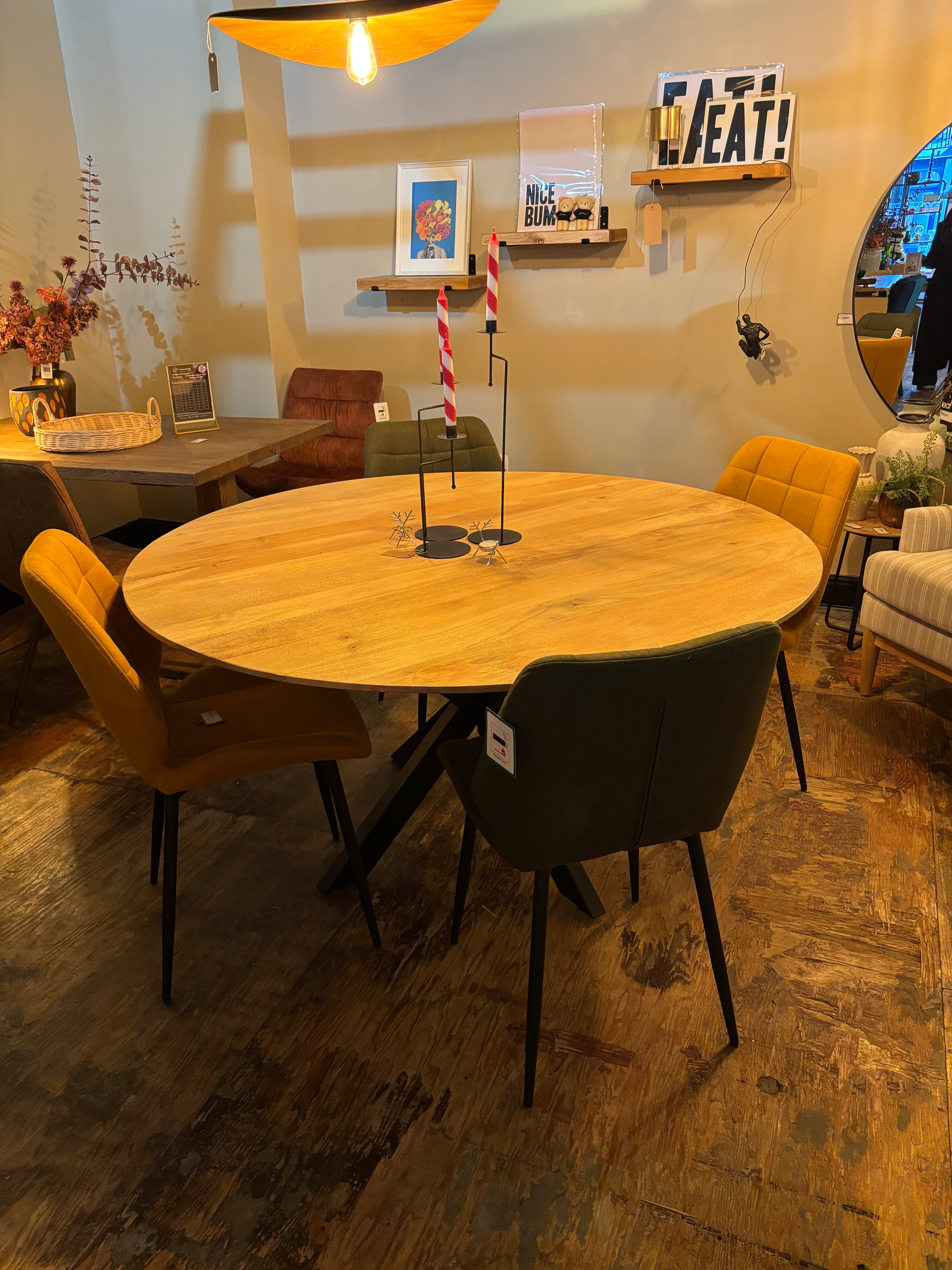Ex Demo - Solid Mango Round 150cm Table - Metal central spider legs