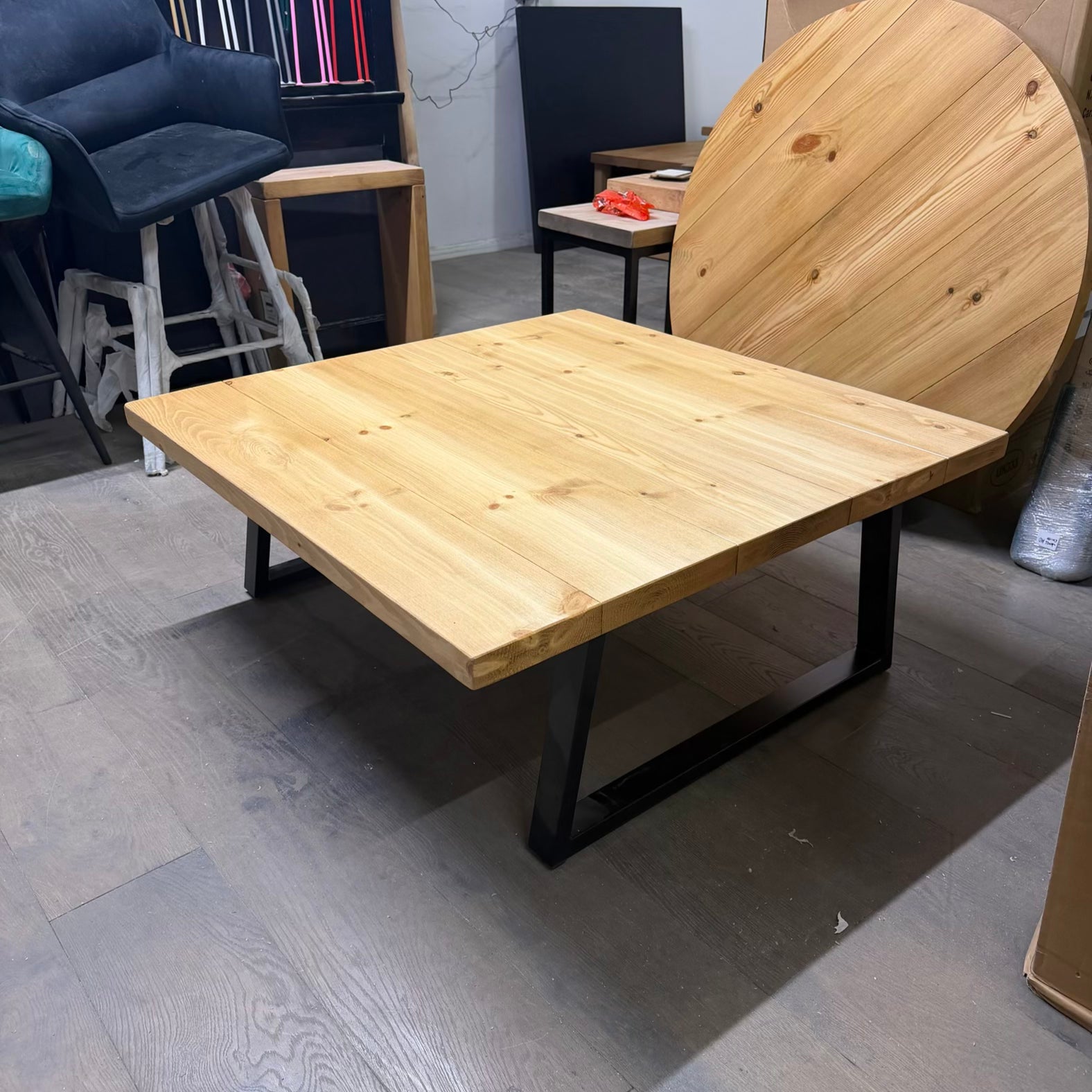 Ex Demo - 100cm x 100cm Rugger brown Brody Coffee table