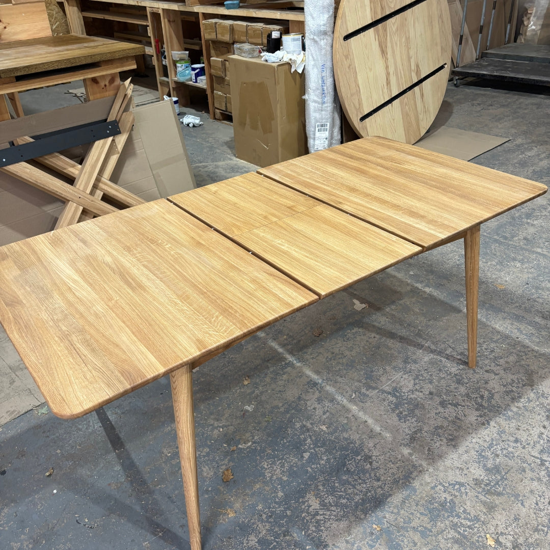 Ex Demo - Central Extending Solid Oak Dining table 141cm x 90cm (extends to 181cm)