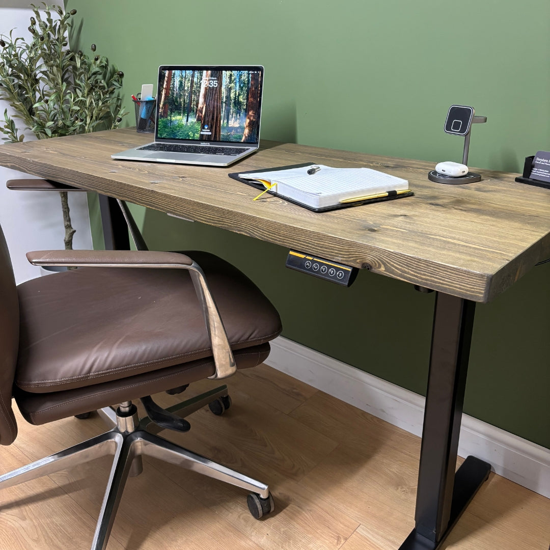 Standing desk adjustable Height  - Rustic Oak