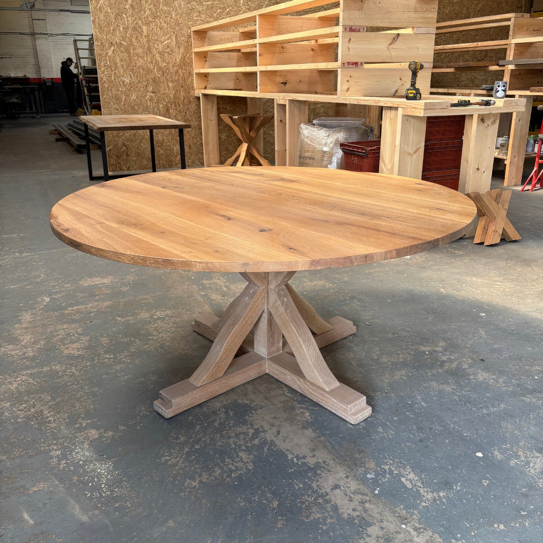 Ex Demo - Solid Oak 160cm Round Dining table - Wooden Central base