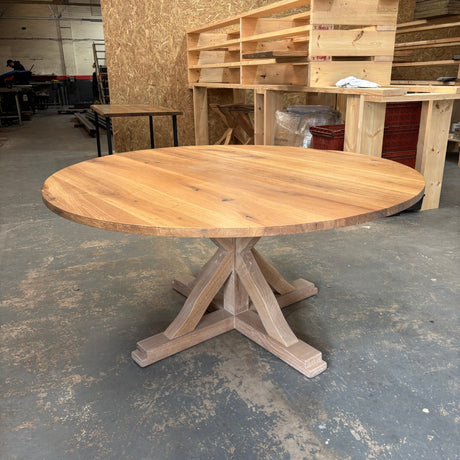 Ex Demo - Solid Oak 160cm Round Dining table - Wooden Central base
