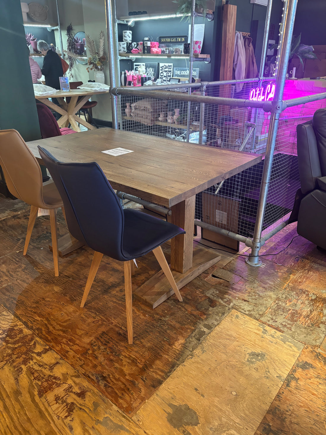 Ex Demo - Solid Oak Tona Table - 140cm x 90cm