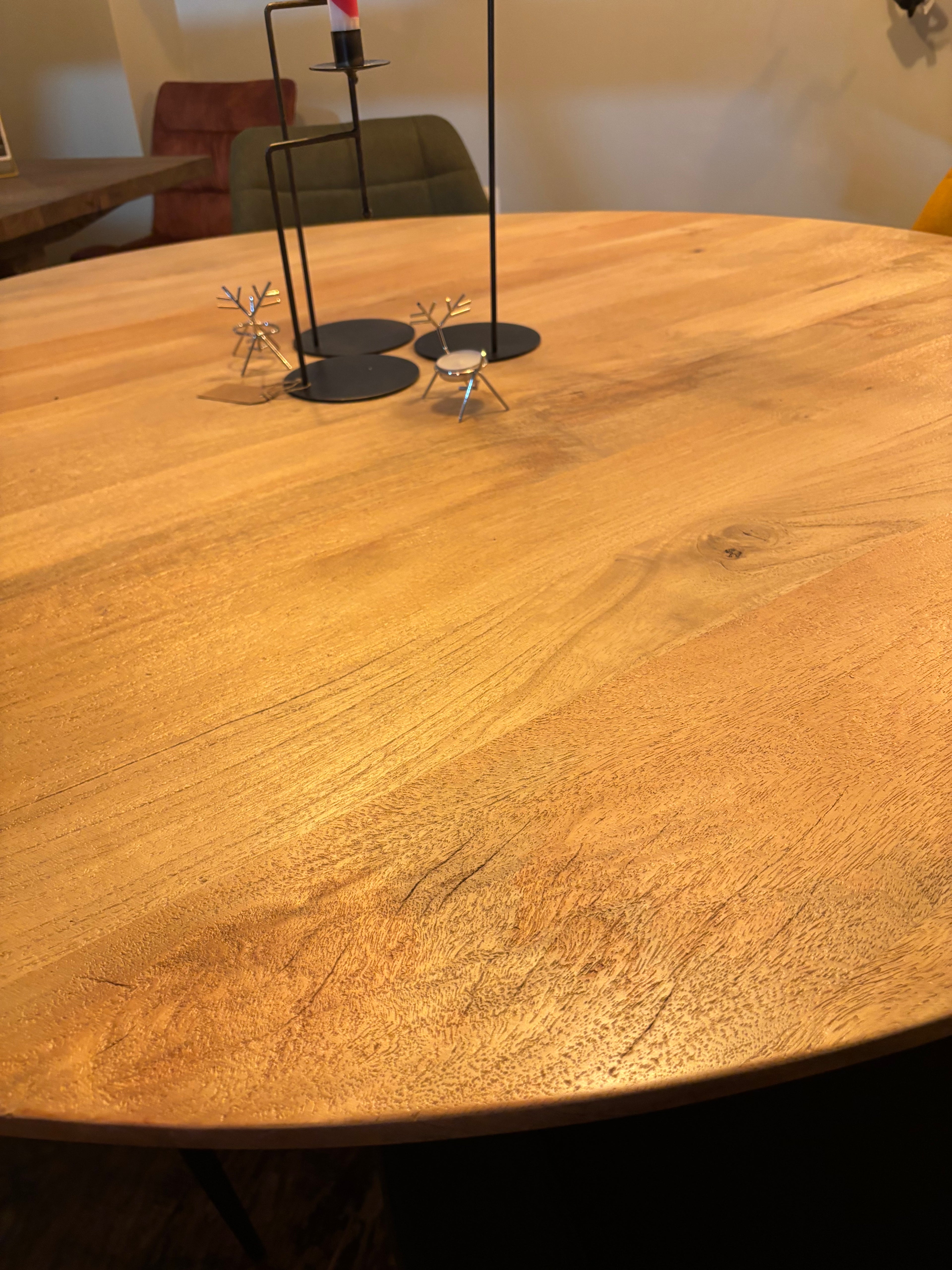 Ex Demo - Solid Mango Round 150cm Table - Metal central spider legs