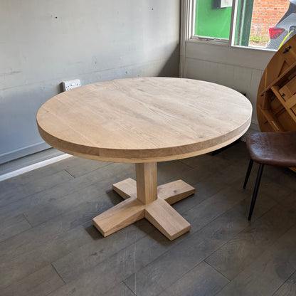 Ex demo 120cm Solid Oak 6cm thick Round Dining Table - Straight Pedestal Leg - Choose the colour