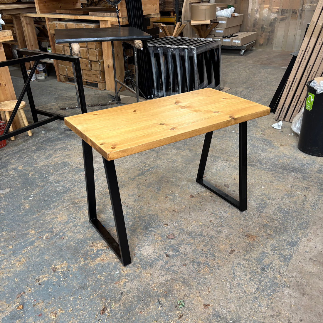 Ex Demo - Rustic Wooden Desk Thin Trapeze legs - 100cm x 58cm - Rugger Brown