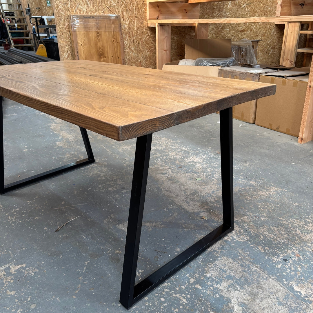 Ex Demo - 160cm x 88cm Whiskey Dining Table - Choose your legs
