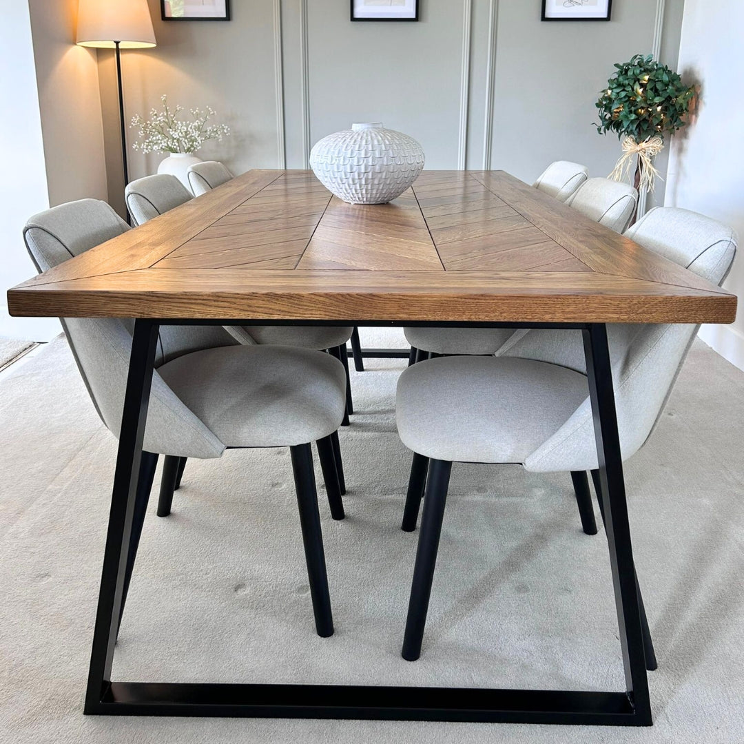 Roscel Herringbone Extendable Solid Oak Dining table