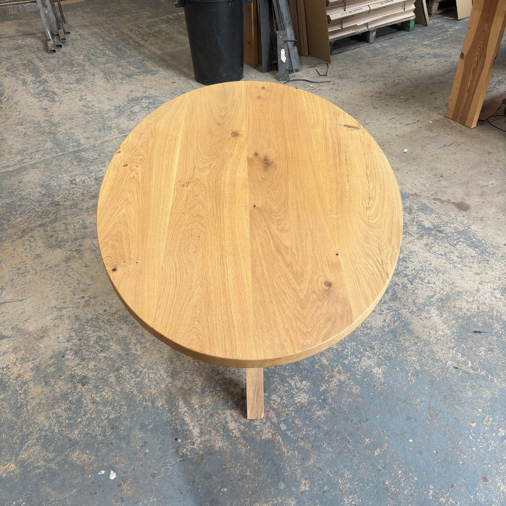 Ex Demo - Solid Oak Oval Table - 140cm x 90cm Stained in Bourbon