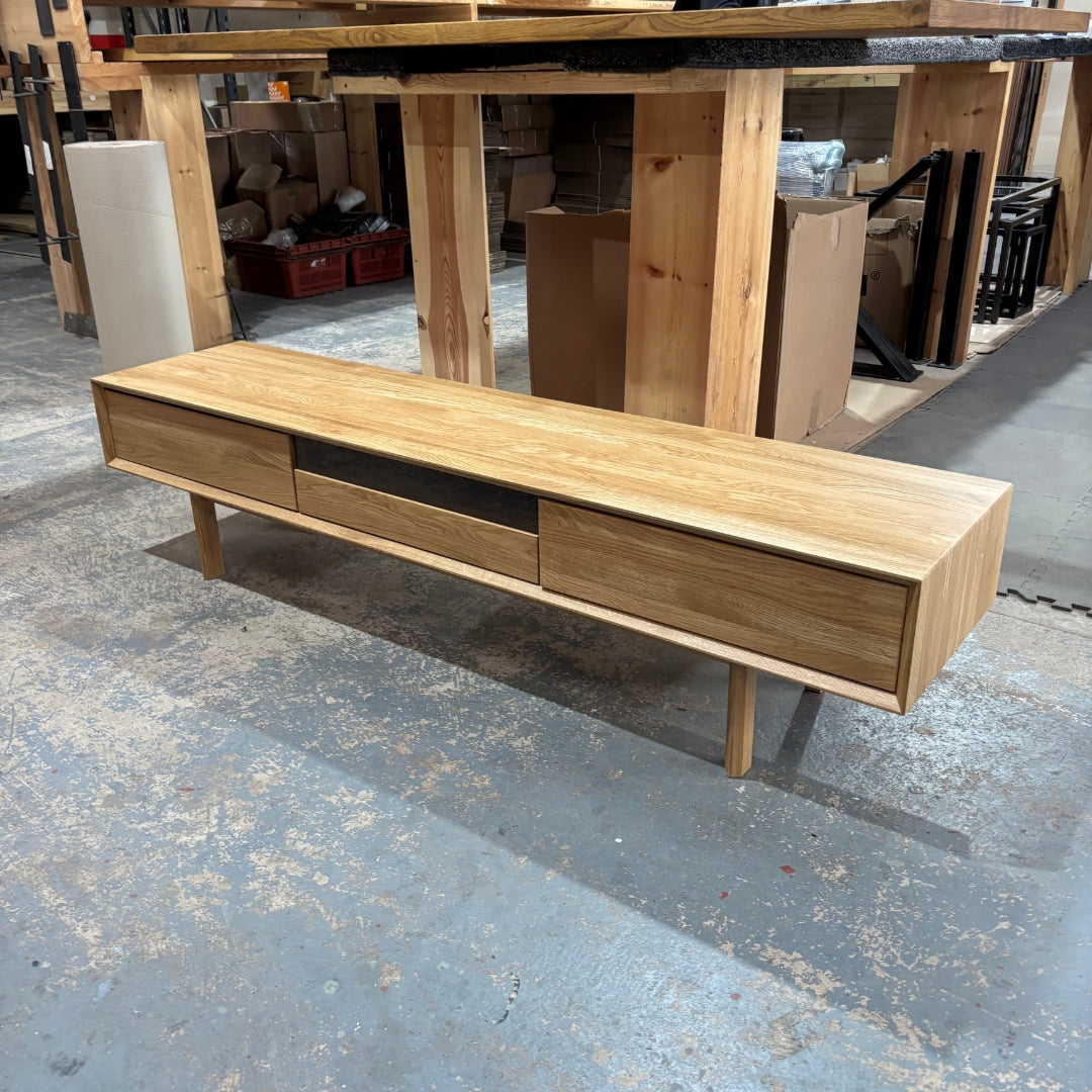 Ex Demo - Solid Oak Tv Unit - Push close doors - stained in Mist