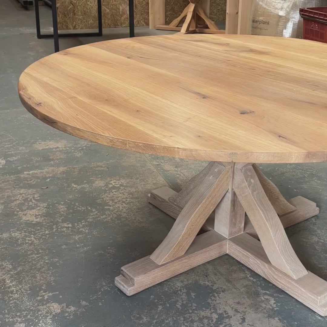 Ex Demo - Solid Oak 160cm Round Dining table - Wooden Central base