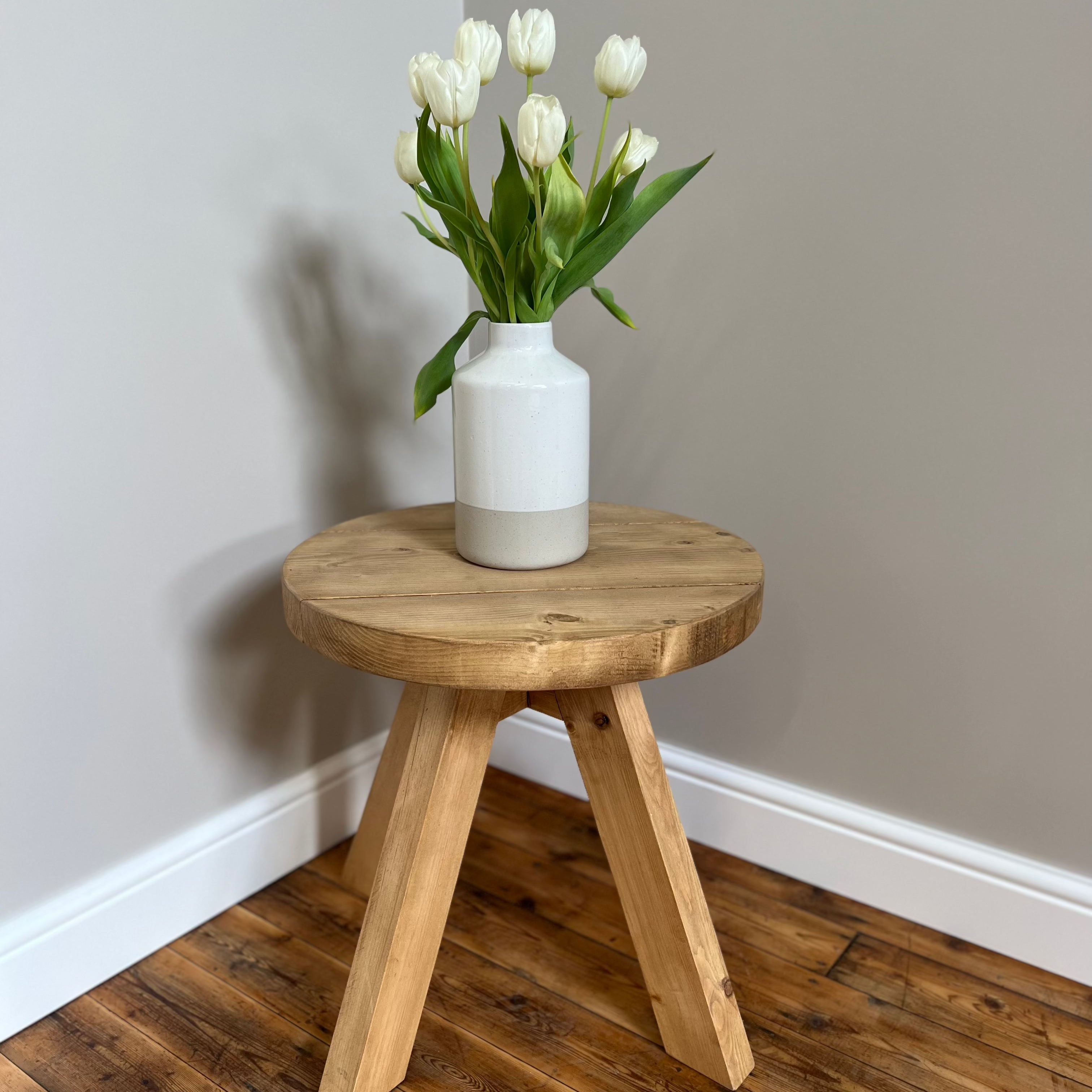 Wooden Round Coffee Tables  Masterplank UK   